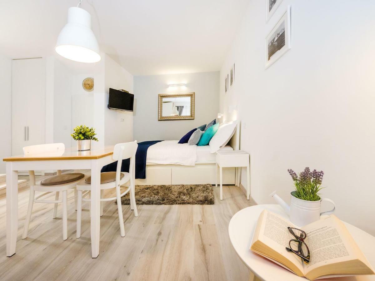 Navis Luxury Apartments Vodice Exterior photo